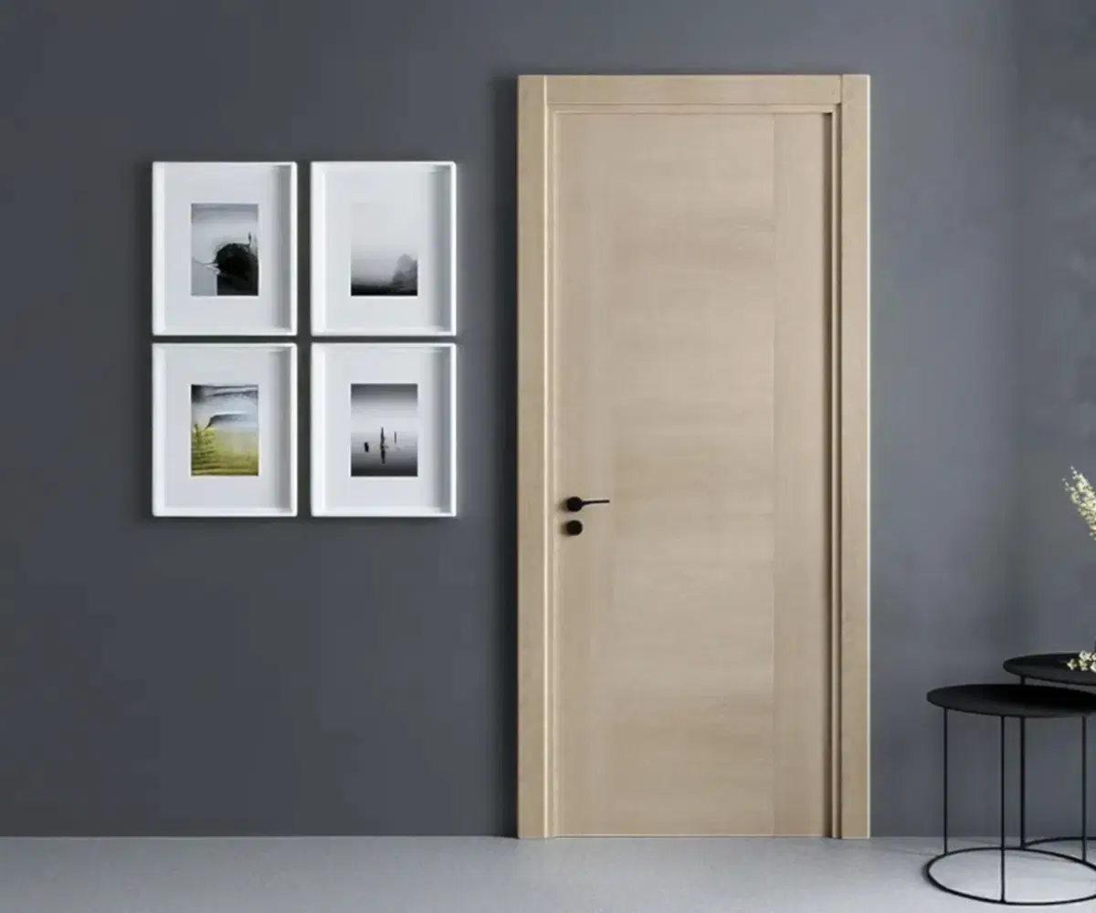 Klasik İki Panelli Beyaz PVC Kapı