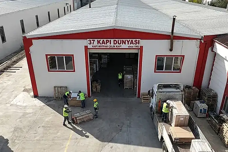 Yüksek Teknolojili Yeni Fabrika